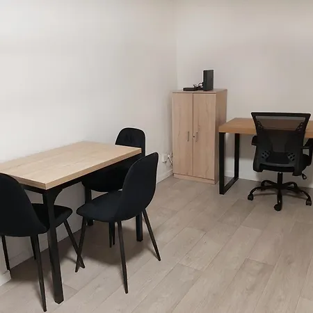 Apartment Spacieux - Place De La Republique