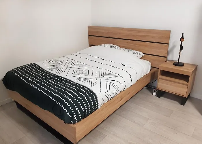 Spacieux - Place De La Republique *